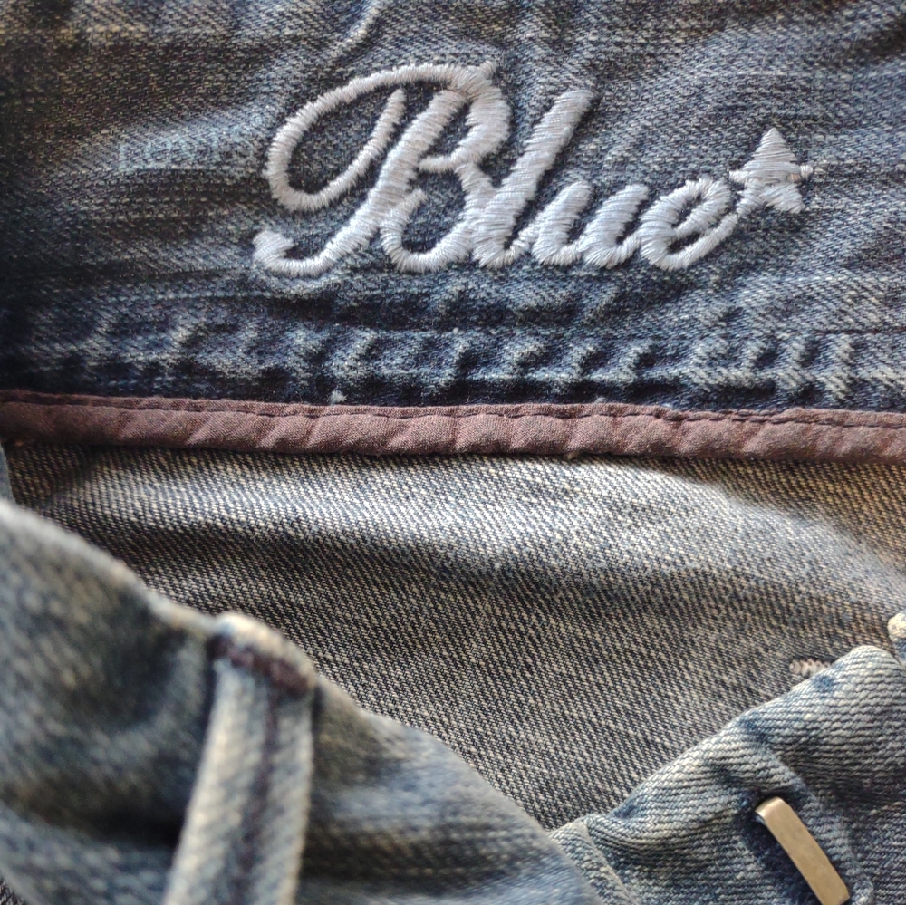 Levi's Blue Women's Dark Wash Straight Leg Denim Jeans Size 30W 32L - Picture 9 of 15
